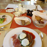 Grand A Villa Feltrinelli food