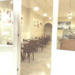 Il Taralluccio inside