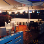 Piu Pizza P' Tutti Exterior