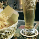 Hombrelobo food