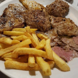 Divin Leone food