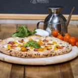 La Lucerna Pizzeria Comida