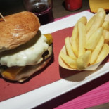Hell's Burger Comida
