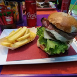 Hell's Burger Comida