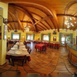 Val Tress food