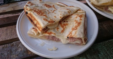 Piada E Cassoni Da Ciana E Monda