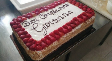 Trattoria Cacciatore food