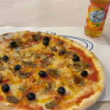 Pizzera Civoleva Nourriture