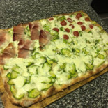 Pizzeria Pizzamo? food