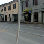 Tom E Jerry Exterior