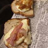 Lo Stuzzico food