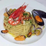 Fantasy Restaurant Lounge Bar Nourriture