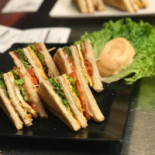 The New Stop Comida