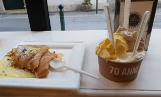 Gelateria La Romana food