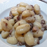 Pulcinella Nourriture