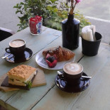 Le Petit Café Comida