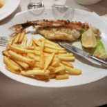 Ai Due Delfini Nourriture