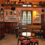 The Bridge House Comida