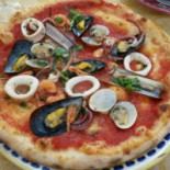 La Perla food