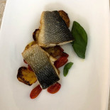 Selmi 22 Food