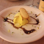 Selmi 22 Food