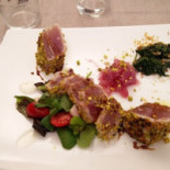 Selmi 22 Food