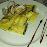 Fish E B&b Food