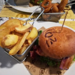 Tozmania Comida