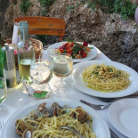 Le Grottelle Comida