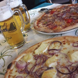 Pizzeria Leon D'oro food