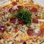 And Pizza La Greppia Nourriture