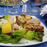 La Lampara Comida