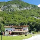 Al Pura Exterior