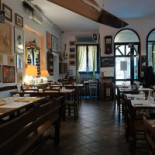Piccola Osteria Del Borgo À l'intérieur