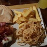 Pub Old Soccer Comida