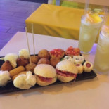 Coffee Time Lounge E Zeppoleria food