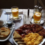 Birdy's Bakery Comida