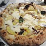 Pizzaria Biliardo '65 food