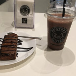 Busters Coffee Comida