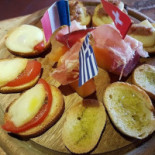 Nino's Pub Comida