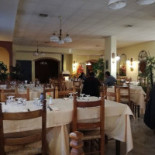 Del Salaria food