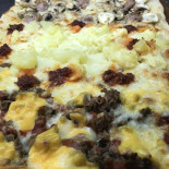Pizzeria Red Carpet Comida