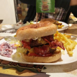 Burg'r Hamburgheria Craft Beer Nourriture