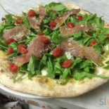 Fred Pizza food