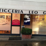 Leo Pasticceria Gelateria Exterior
