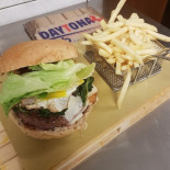 Daytona Pub Nourriture