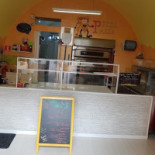 Pizza Pazza inside