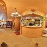 La Muraglia inside