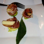 Candidollo food