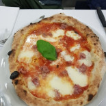 Due Fratelli inside